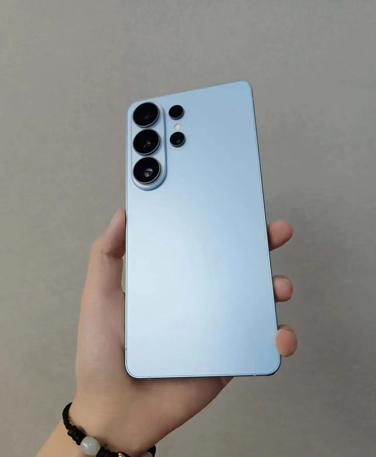 Unlocked Clone S26 Ultra 6.9" 12GB+1TB 4G/5G LTE/CDMA Dual-SIM Stylus 4 Cameras 64MP Face ID Android 14 Deca Core Smartphone