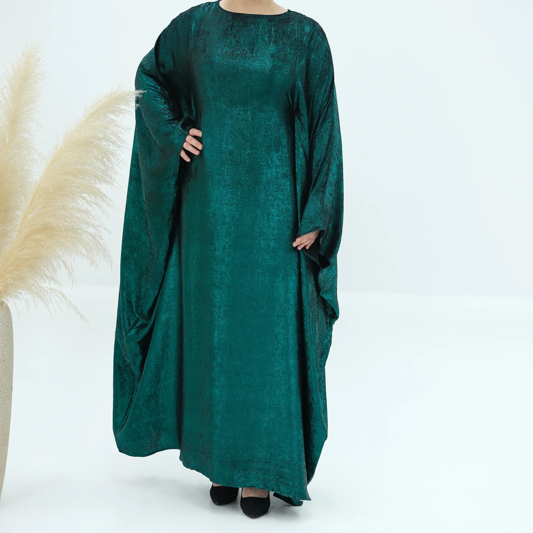 2024 Middle East Muslim Modest Dress for Women Eid Elegant Arab Dubai Abaya Luxury Islamic Church Clothing Fashion Turkey Gown