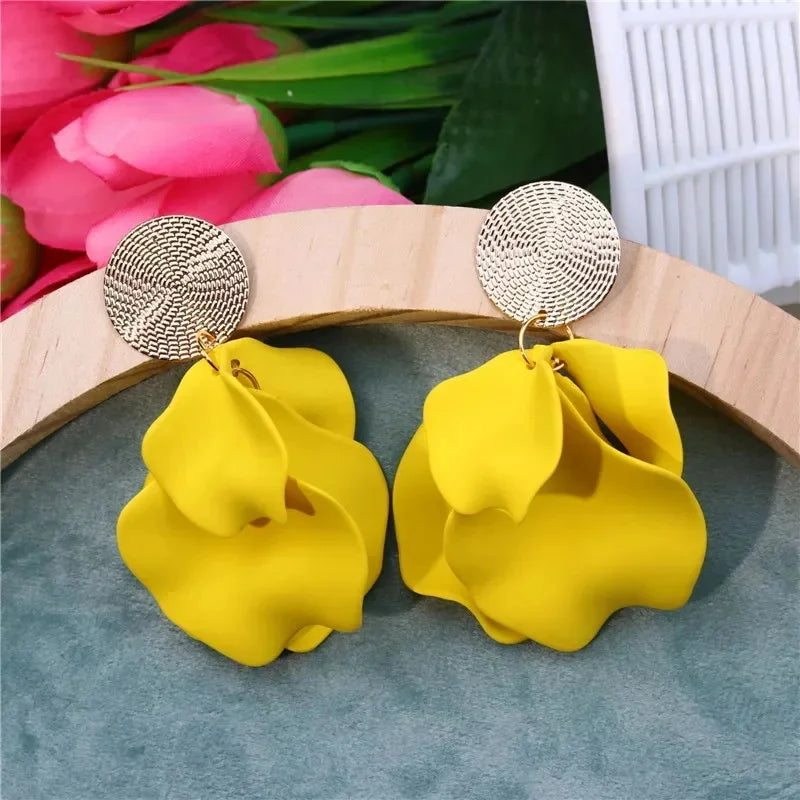 Neon Fuchsia Plastic Petal Drop Earrings Women Colorful Petal Gold Color Disc Drop Earrings Green Pink Carol Color Girl Earring