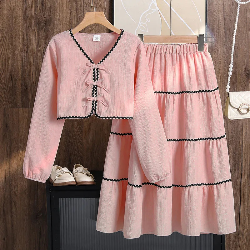 Girl's Outfit Spring and Autumn New Fashion V-neck Long Sleeved Top Temperament Half Skirt Children's Set