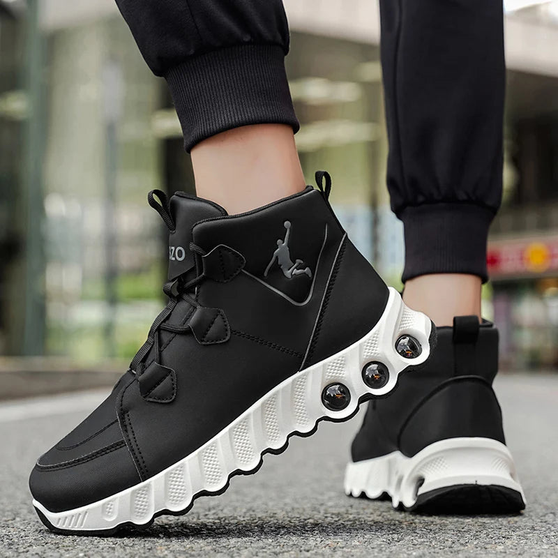 One pair of simple and fashionable mid-top basketball shoes. Thickened, soft, shock-absorbing, wear-resistant