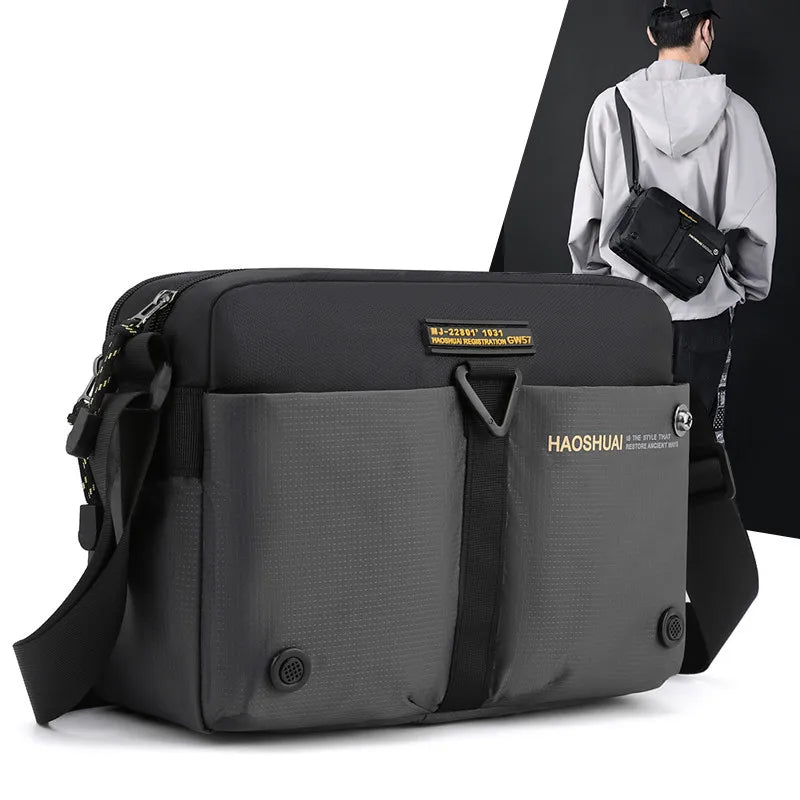 2025 New Men Messenger Bag Waterproof Nylon Small Satchel Shoulder bag Casual Travel Crossbody bags For Male Belt Handbag Man 가방