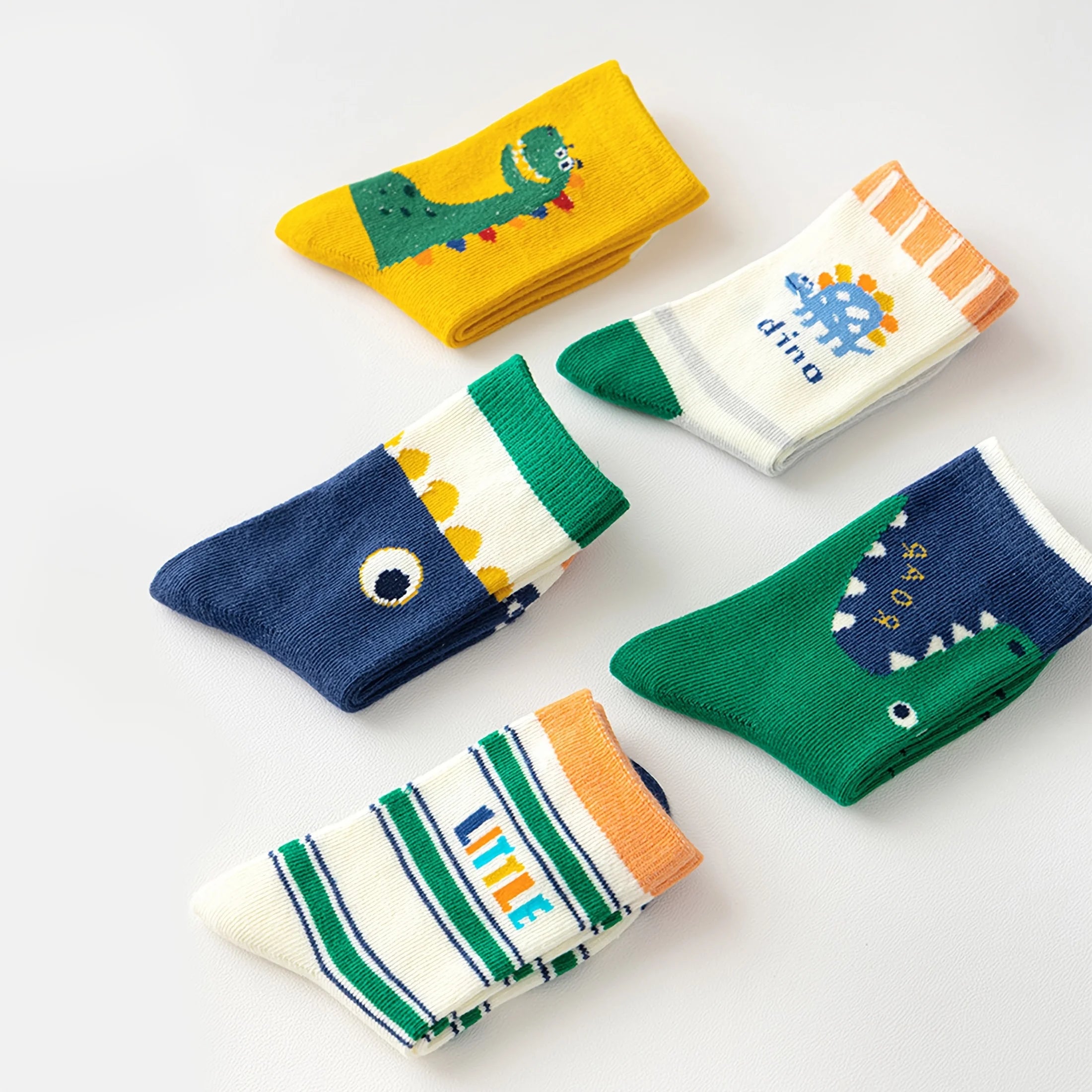 5 Pairs of Children's Floor Socks with Letter Stripes, Cartoon Big-Eyed Dinosaur Pattern, for Boys and Girls, Baby Toddler Soft-Soled Indoor Non-Slip Mid-Tube Socks, Suitable for Casual Daily Life