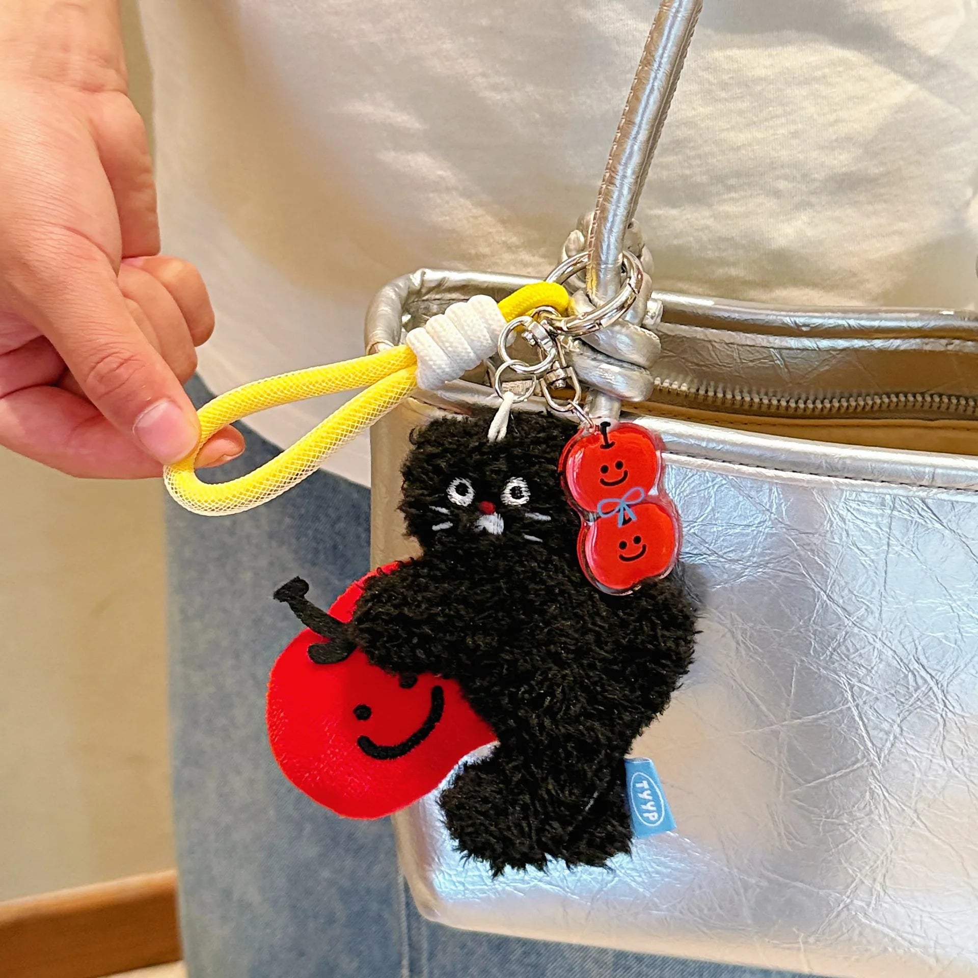 Lovely  Pet Doll Pendant Backpack Keychain Versatile Pendant Girlfriend Couple Small Gift 2025