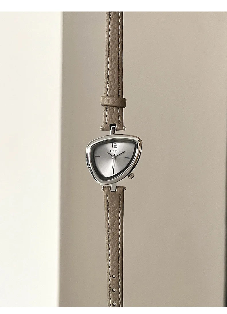 Luxury Design: Unusual Watch with Triangular Fashion and Sophisticated Style Fashionable Quartz Stainless Steel Watch Gift