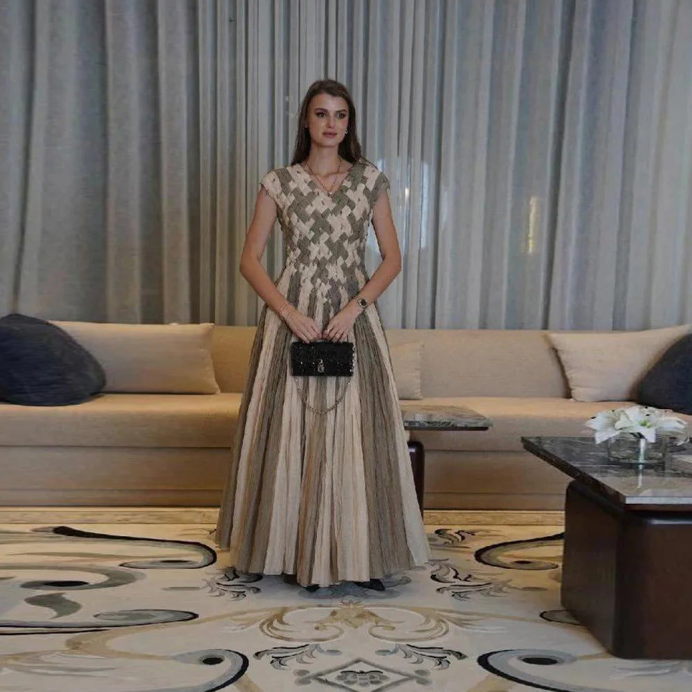 Customized Elegant Party Dresses for Eid Celebrations V Neck Cap Sleeve Wedding Guest Gown Pleated Check Maxi Dress for Women