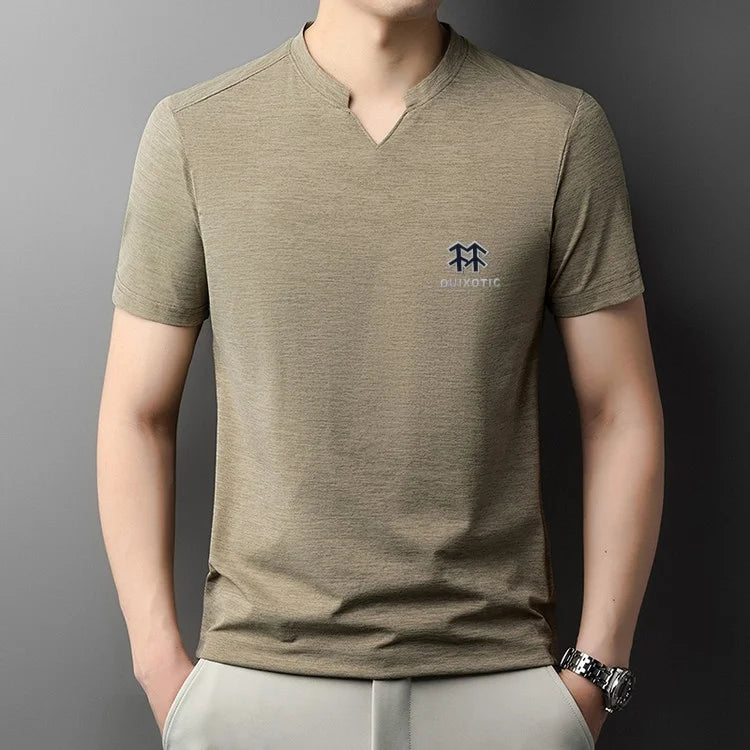 Luxury Man Short-Sleeved T-Shirt V-Neck Pattern Summer New Outdoor Sport T-Shirt Breathe Sleek Versatile Leisure Men's Clothing