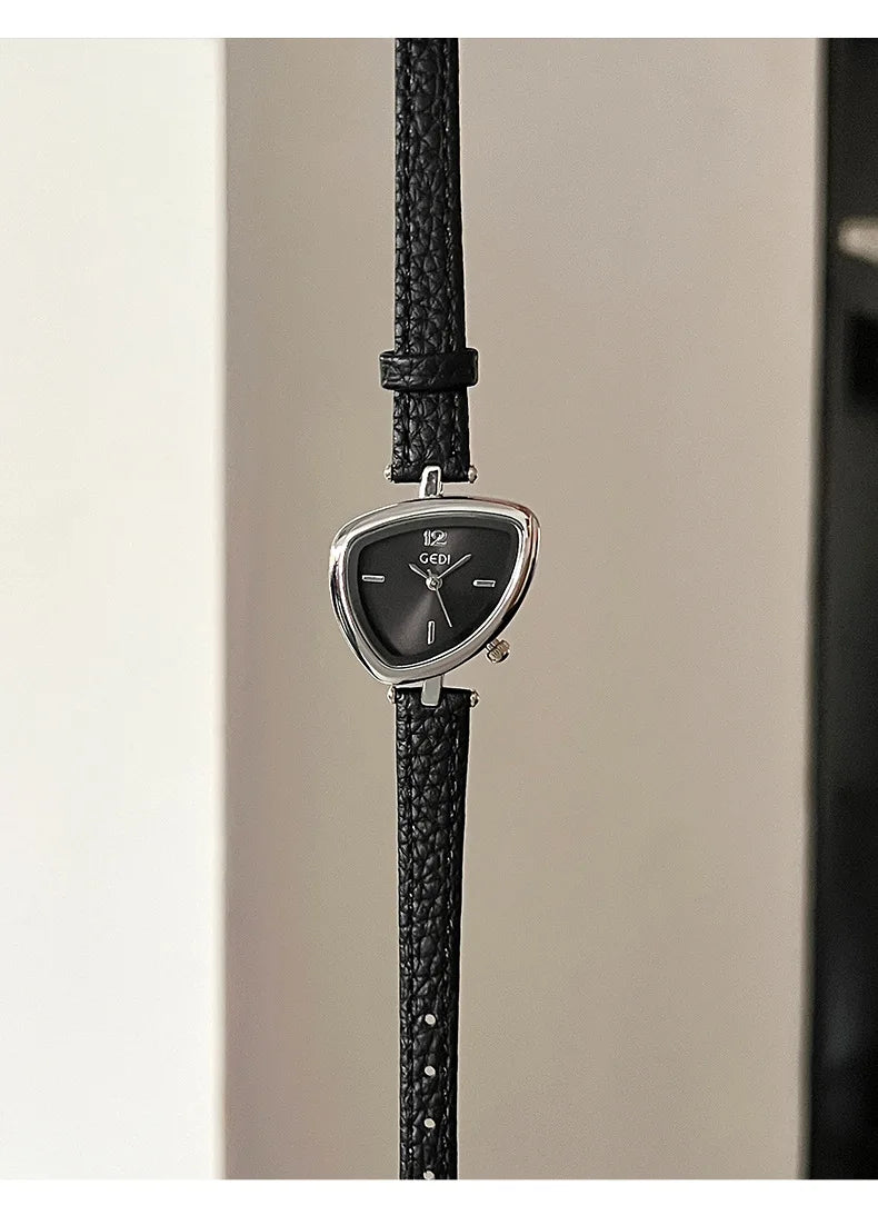 Luxury Design: Unusual Watch with Triangular Fashion and Sophisticated Style Fashionable Quartz Stainless Steel Watch Gift