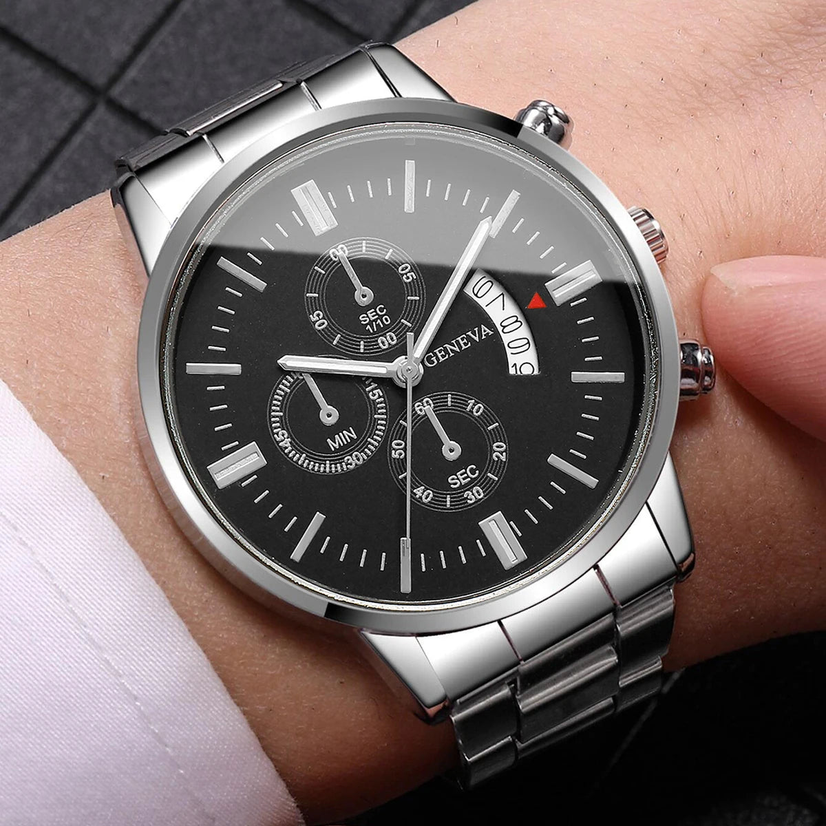Luxury Men Business Watches Fashion Calendar Quartz Watch for Man Clock Relogio Masculino Montre Homme（Without Box）