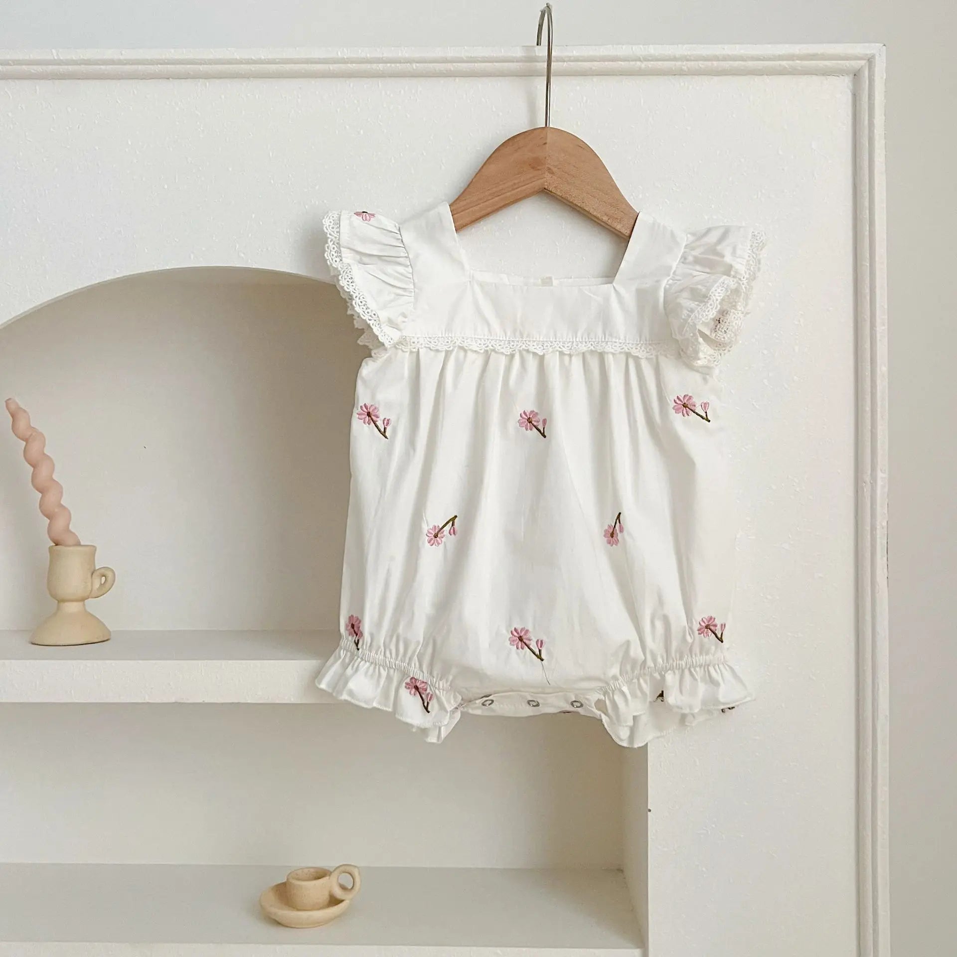New Summer Newborn Clothes Kids Baby Girls Rompers New Infant Kids Baby Girls Sleeveless Embroider Flower Baby Rompers Clothes