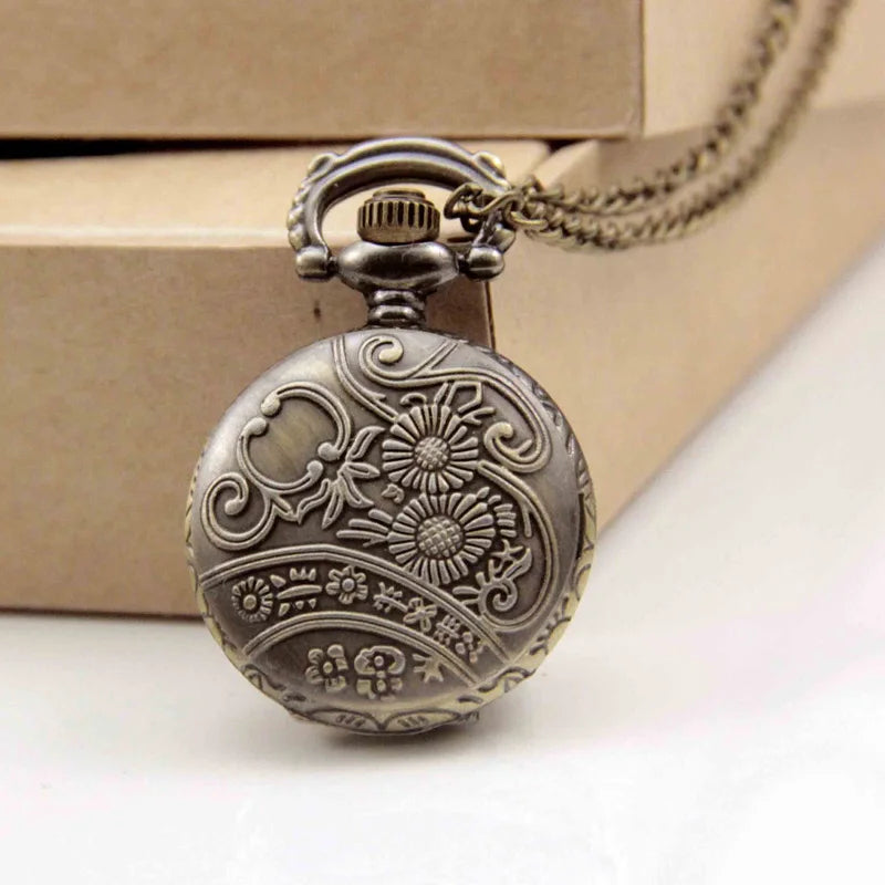 Fashion Double Magpies Hollow Engraving Vintage Pocket Watches Quartz Movement Vintage Pocket Watch On Chain Skeleton Watch